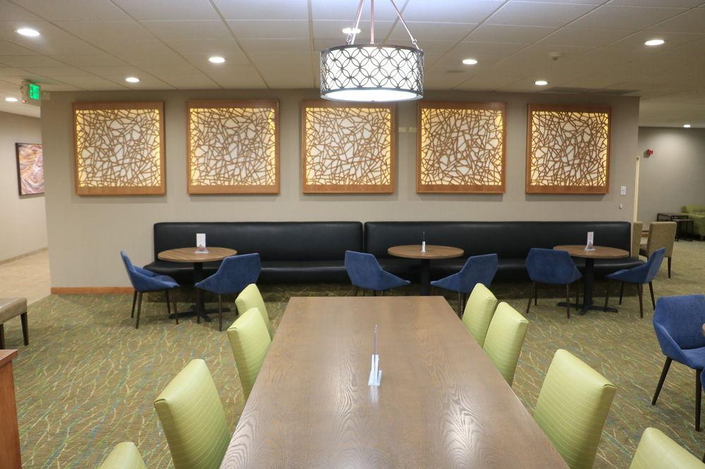 Hotel Wyndham Garden Fresno Yosemite Airport Esterno foto