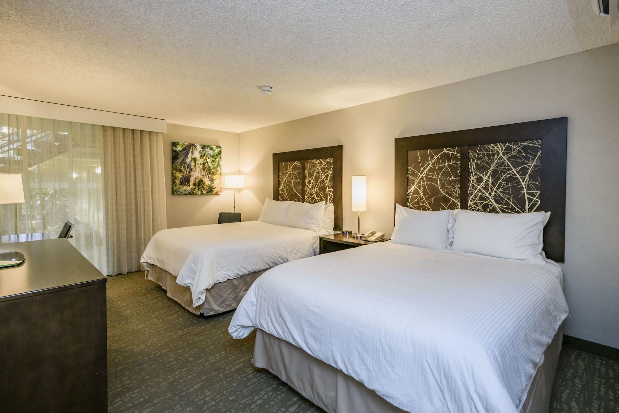 Hotel Wyndham Garden Fresno Yosemite Airport Esterno foto