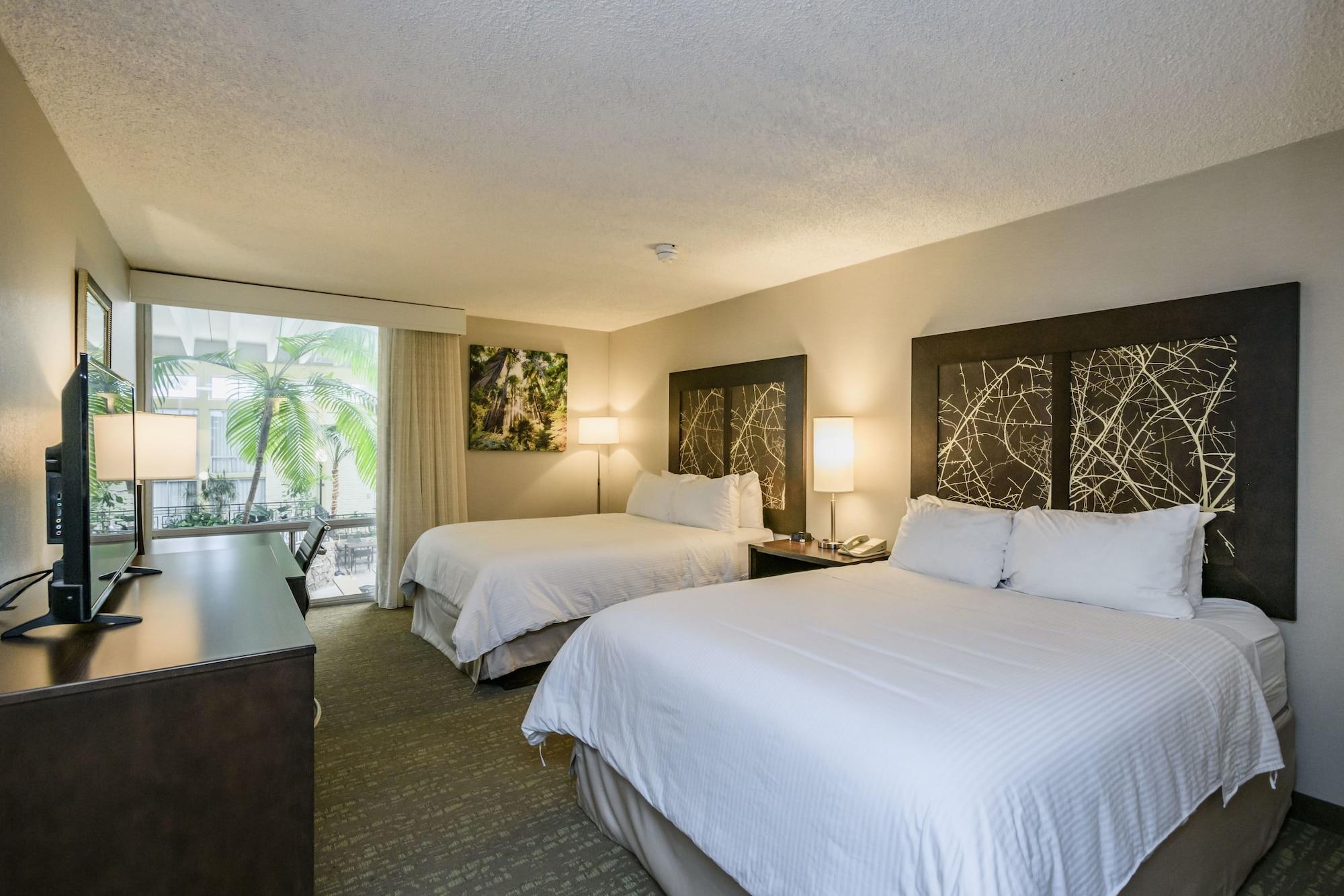 Hotel Wyndham Garden Fresno Yosemite Airport Esterno foto