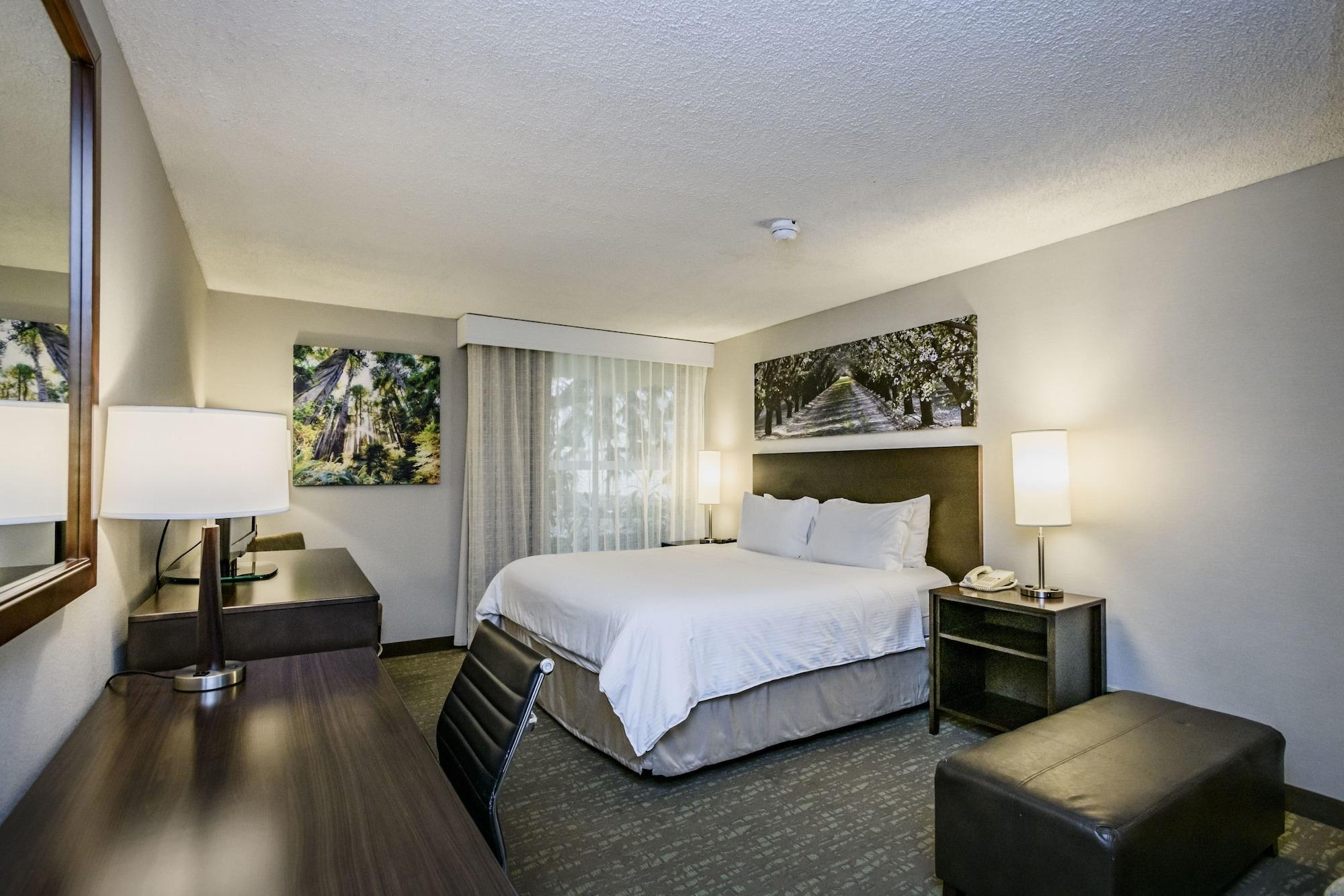 Hotel Wyndham Garden Fresno Yosemite Airport Esterno foto