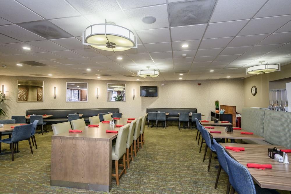 Hotel Wyndham Garden Fresno Yosemite Airport Esterno foto