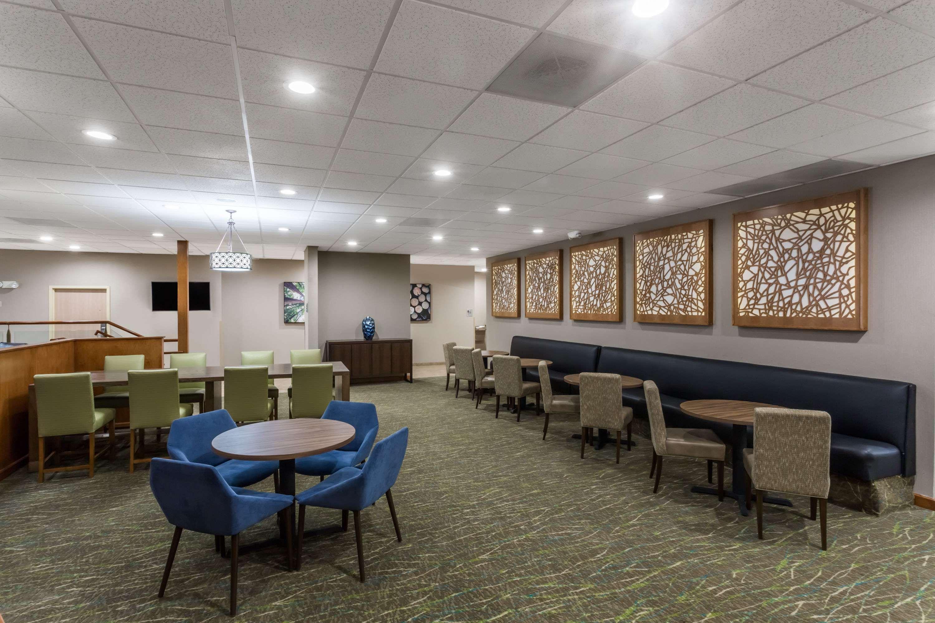 Hotel Wyndham Garden Fresno Yosemite Airport Esterno foto