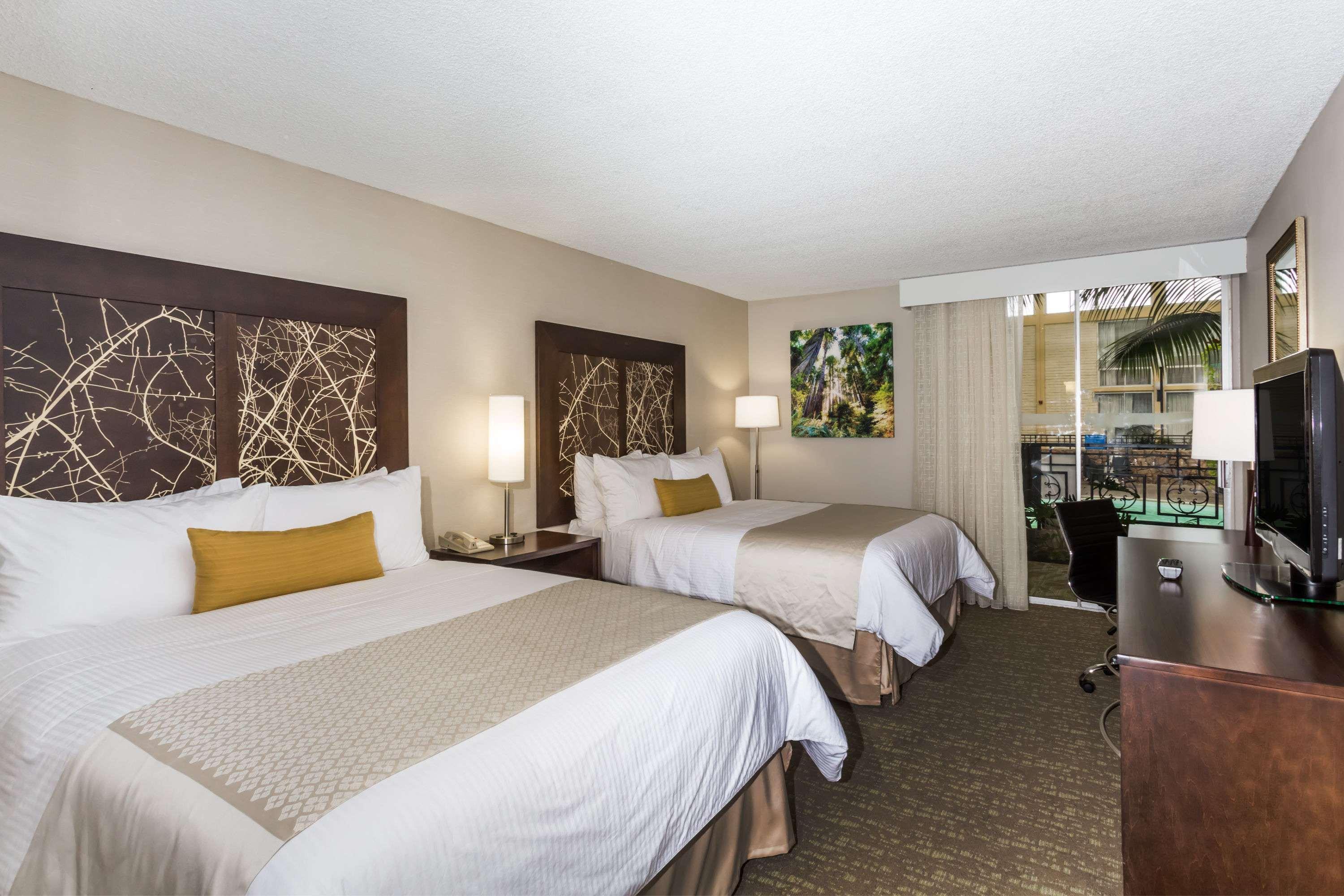 Hotel Wyndham Garden Fresno Yosemite Airport Esterno foto